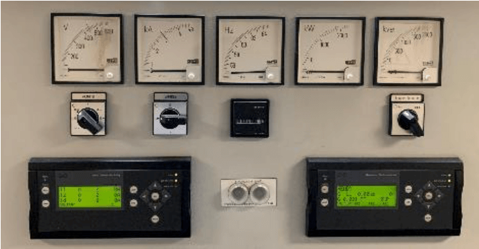 Obsolete panel with Woodward DLSC /828 prior to easYgen upgrade