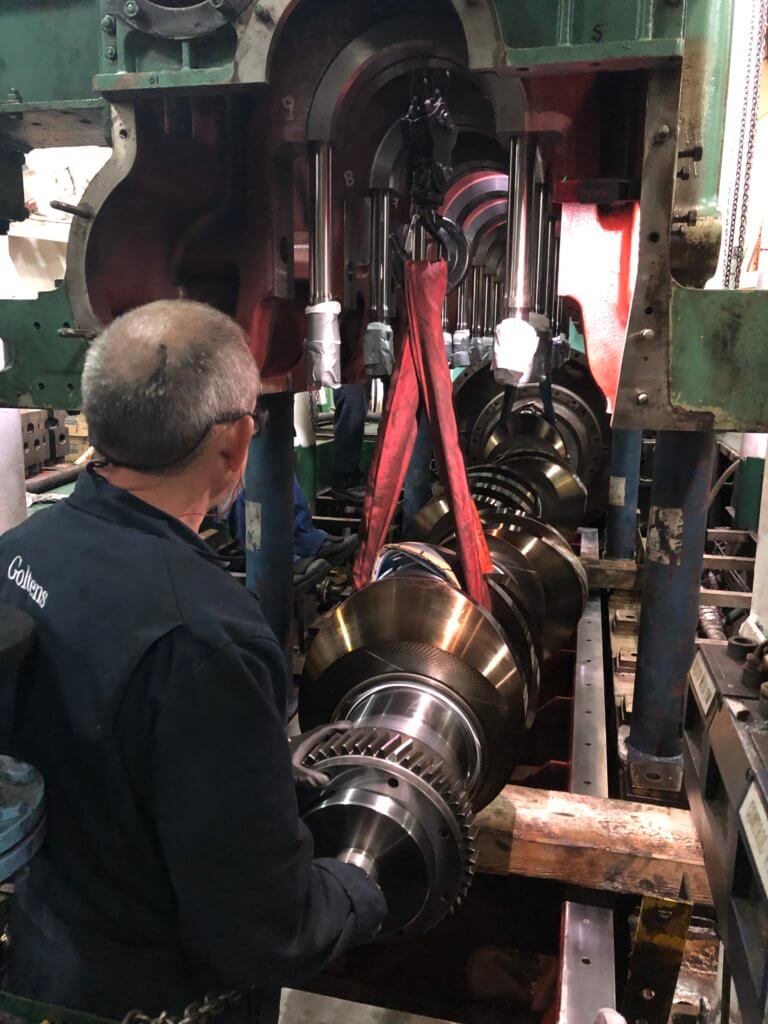 Goltens preparing to lift crankshaft back into position