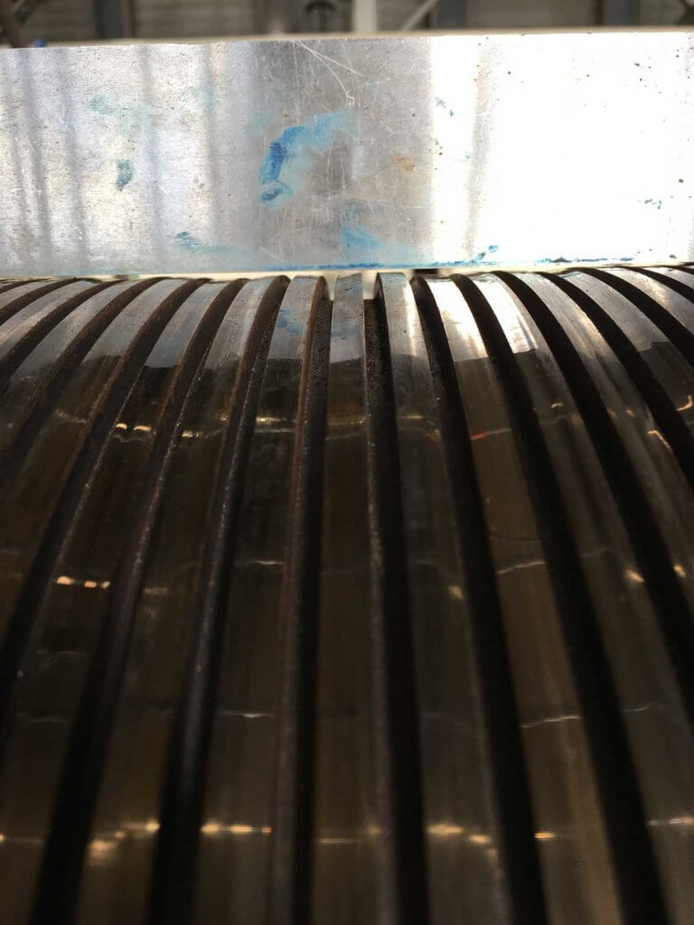 Unevenly worn turbine slip ring