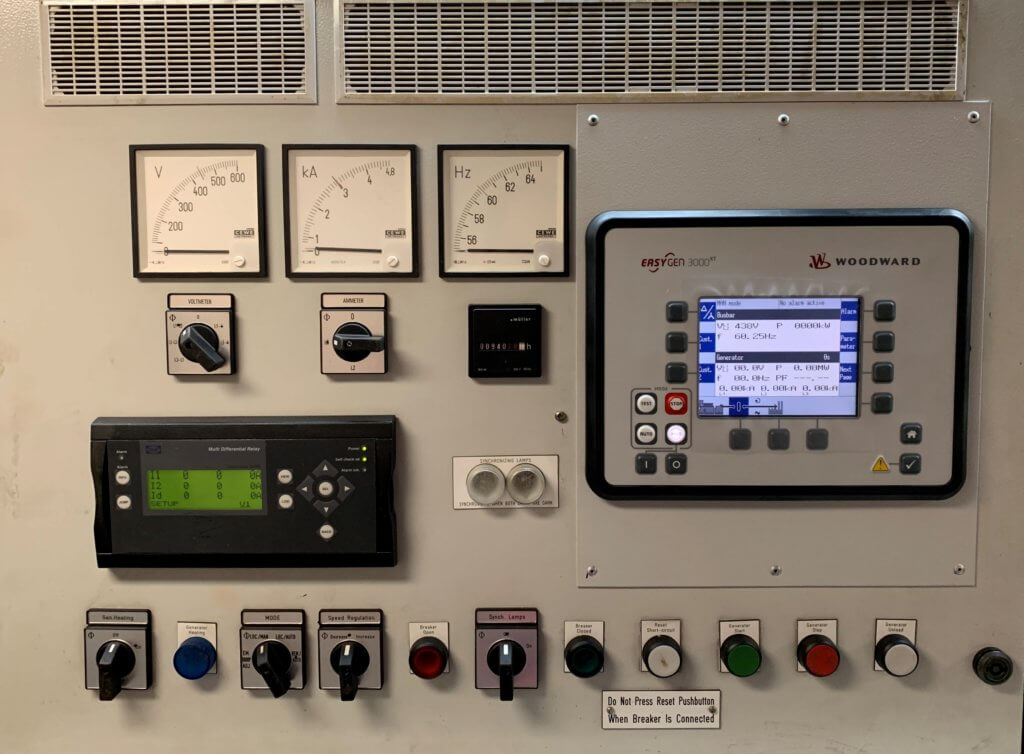 Panel after easYgen 3500XT P2 retrofit