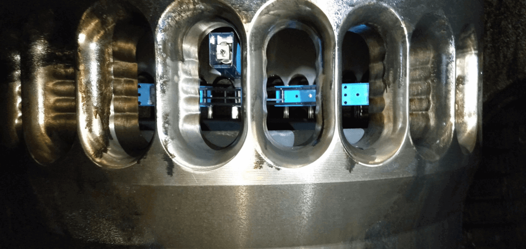 Goltens Liner Diameter Measurement tool installed on top of piston