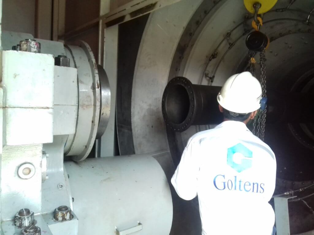 Installation of shaft between gearbox and GE 7LM6000 turbine