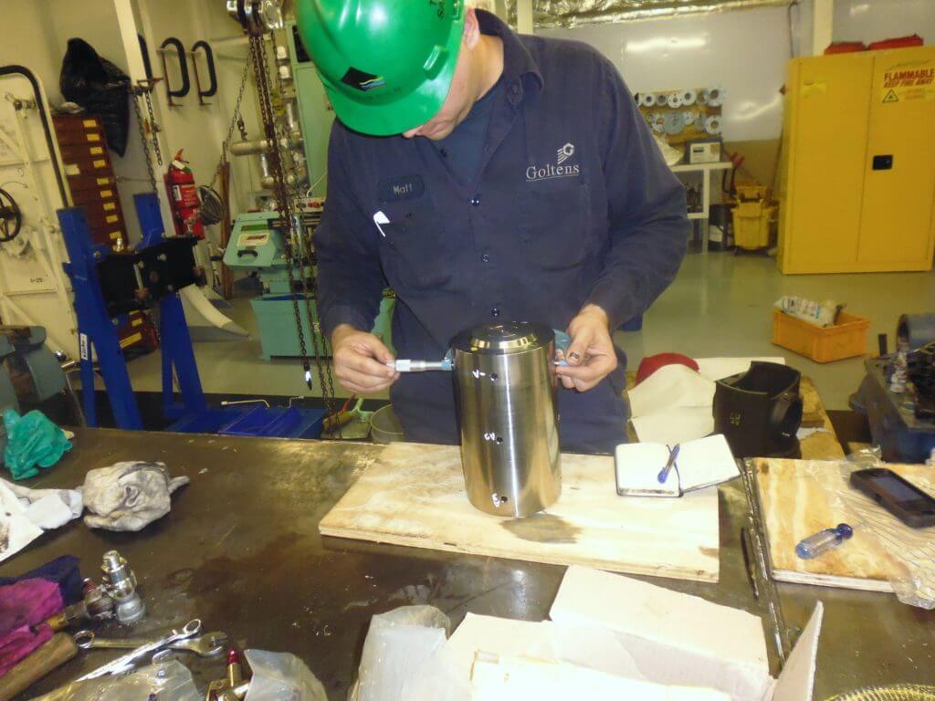 Measurement and inspection of HiMSEN piston pin
