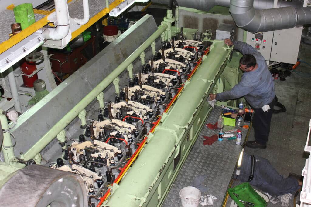 Overhaul of Bergen KRG-9 Main Engines