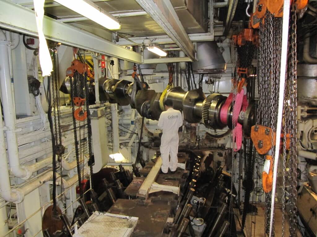 Rigging of condemned crankshaft from engine room