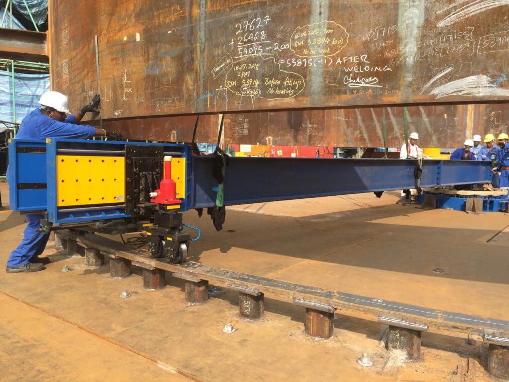 Large diameter Milling machine installation on running rail