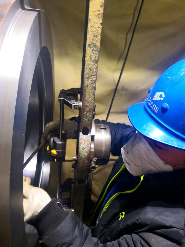 Laser Alignment Adjustment on stern tube