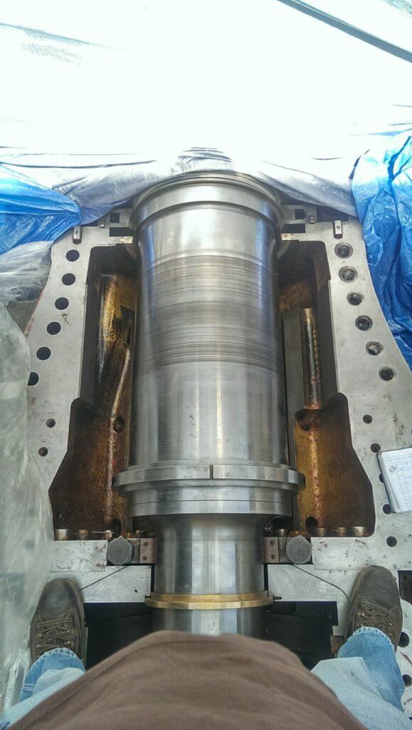 Scored Westinghouse W501D5 gas turbine rotor shaft prior to repair by Goltens