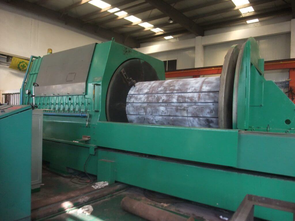 Centrifugal casting of stern tube bearing