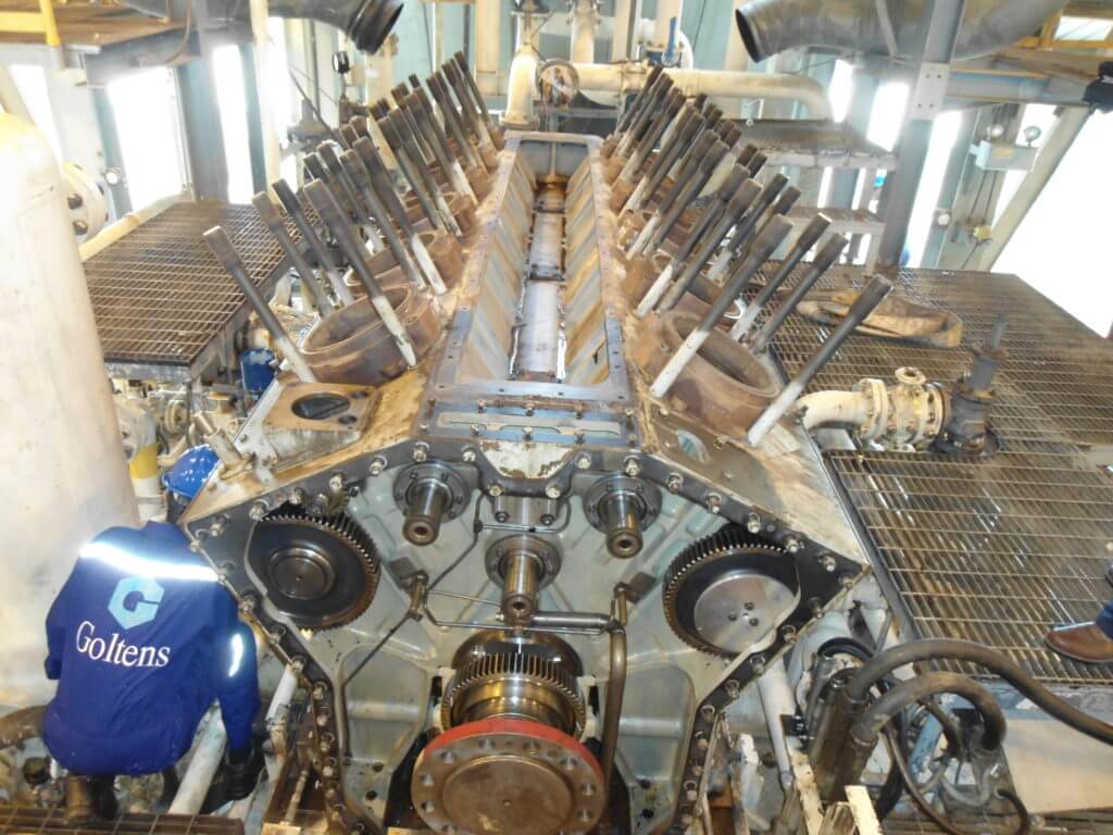 Disassembly of engine prior to lifting block